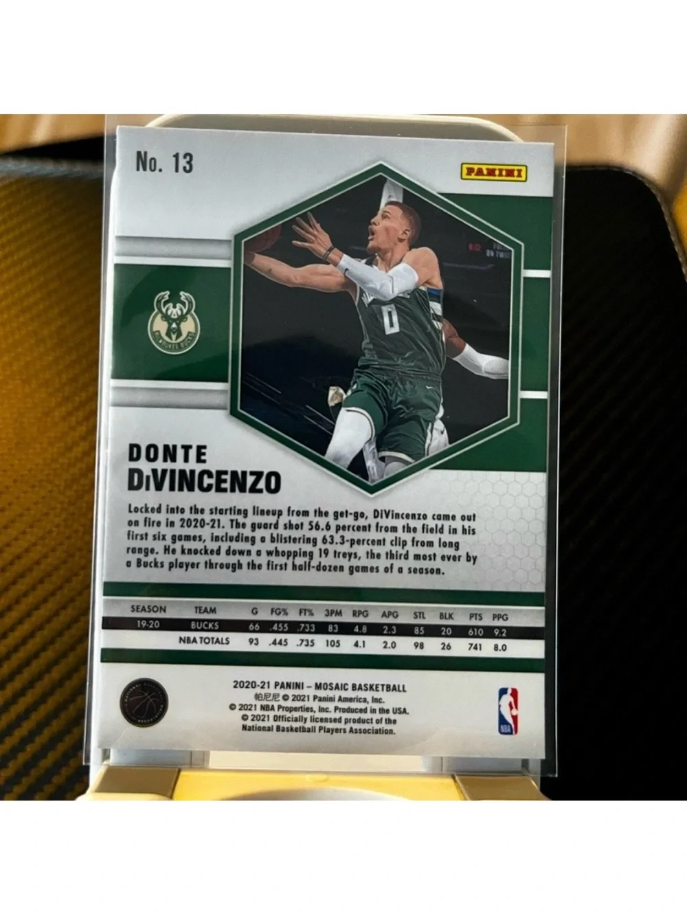 Milwaukee Bucks 2020-2021 Donte DiVincenzo Panini Mosaic #13 NBA Trading Card
